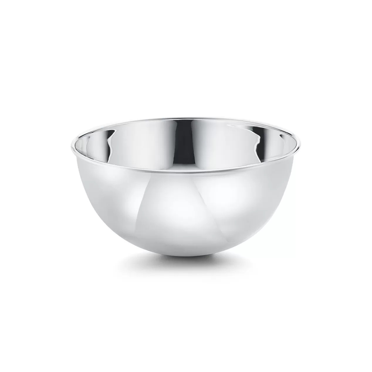 Tiffany & Co. Business Gifts | Tableware^Round bowl in sterling silver, 5" diameter. |