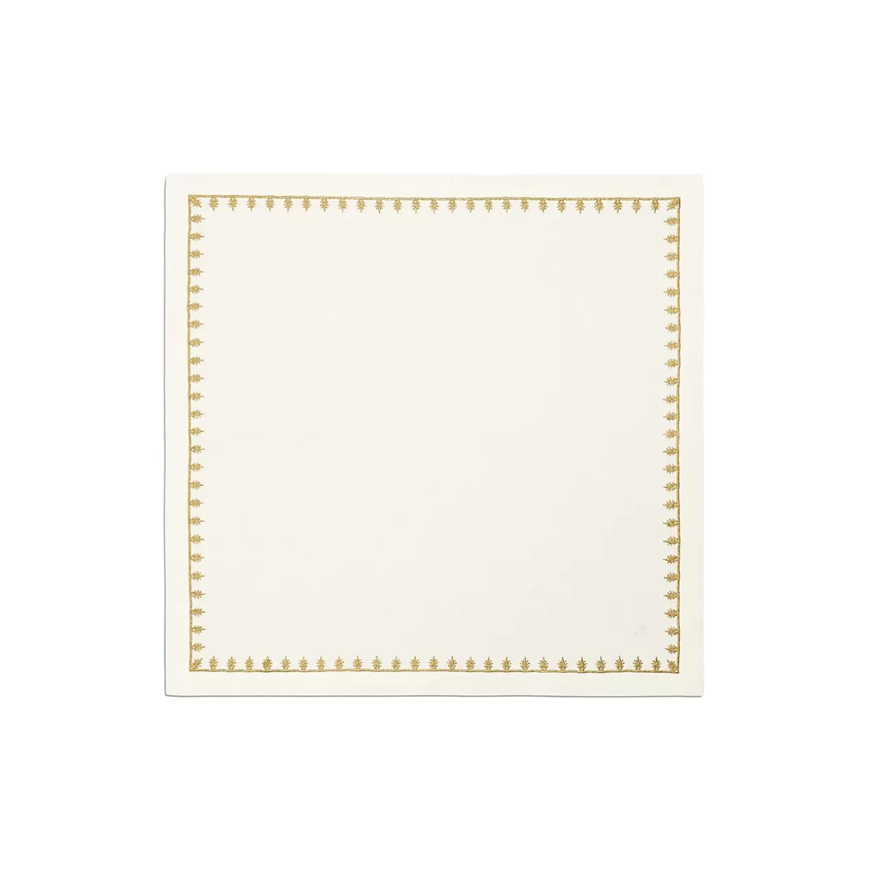 Tiffany & Co. Decor | Table Linens^Tiffany Crest Napkin in Embroidered White Linen |