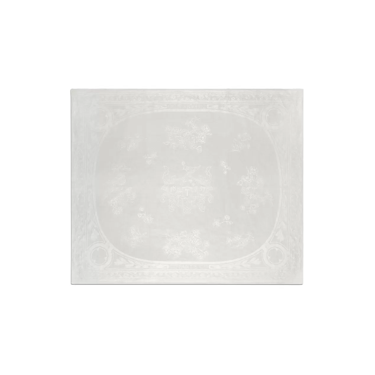 Tiffany & Co. Decor | Table Linens^Tiffany Crest Napkin in Embroidered White Linen |