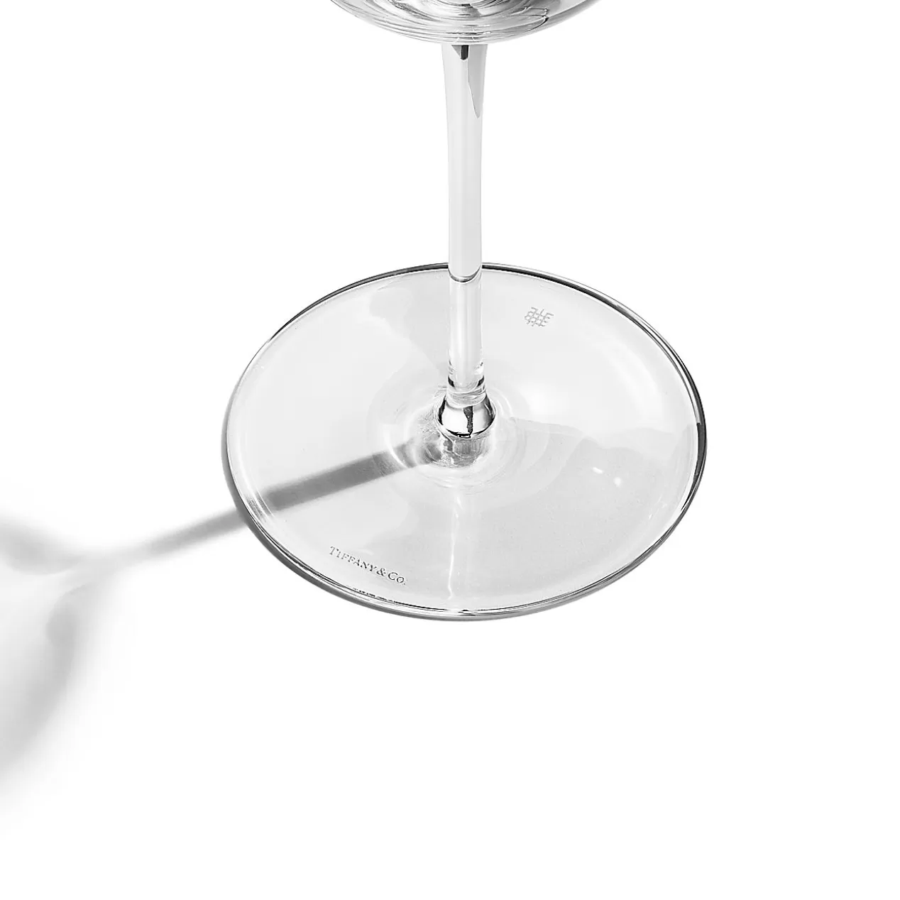 Tiffany & Co. The Couple | Wedding Gifts^Tiffany Wisteria White Wine Glass in Glass |